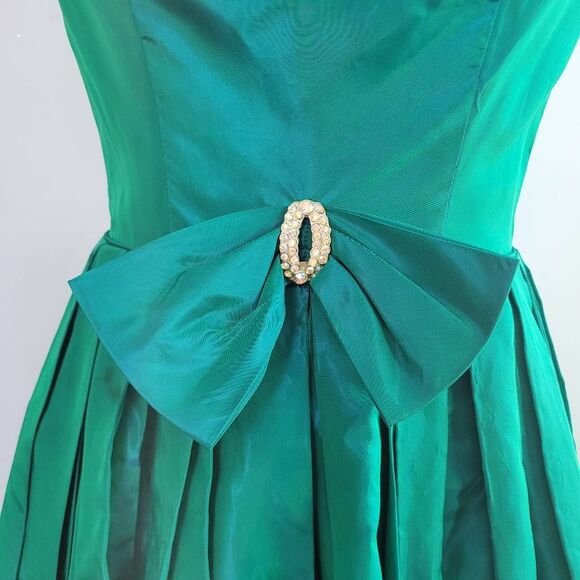 Vintage 1950s green blue iridescent cocktail dress off shoulder bow detail retro - Picture 4 of 13
